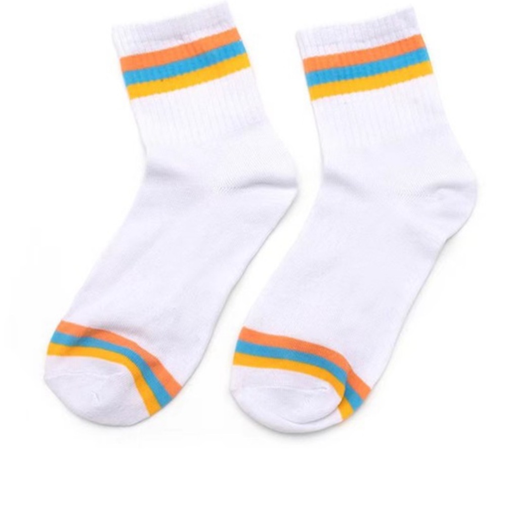 Giveaway for socks - not pictured - Picture 5 of 6
